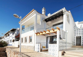 Casas da Praia by Sevencollection